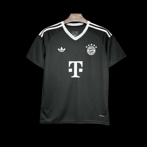 Maillot Entrainement Bayern 2024-2025